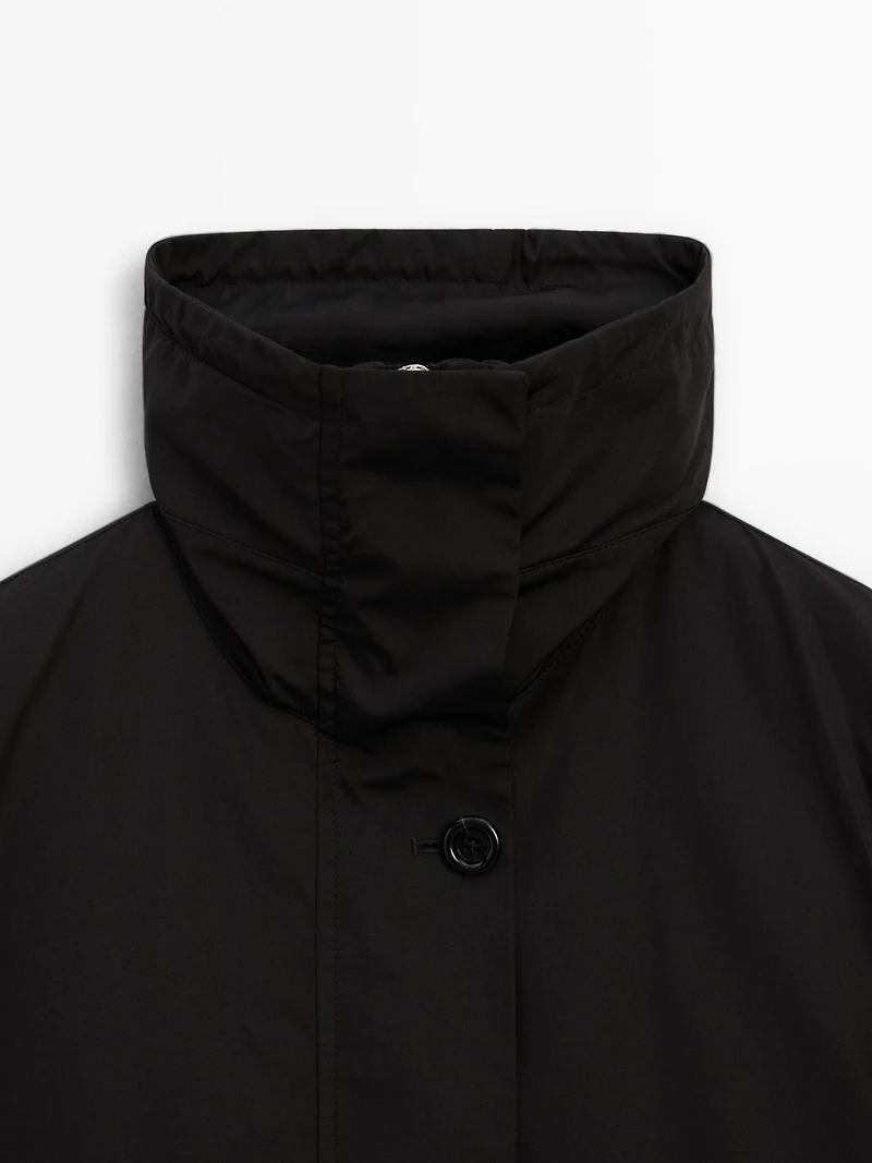 Water-repellent parka with detachable inner gilet