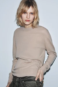 EXTRA SOFT LONG SLEEVE 100% WOOL SWEATER