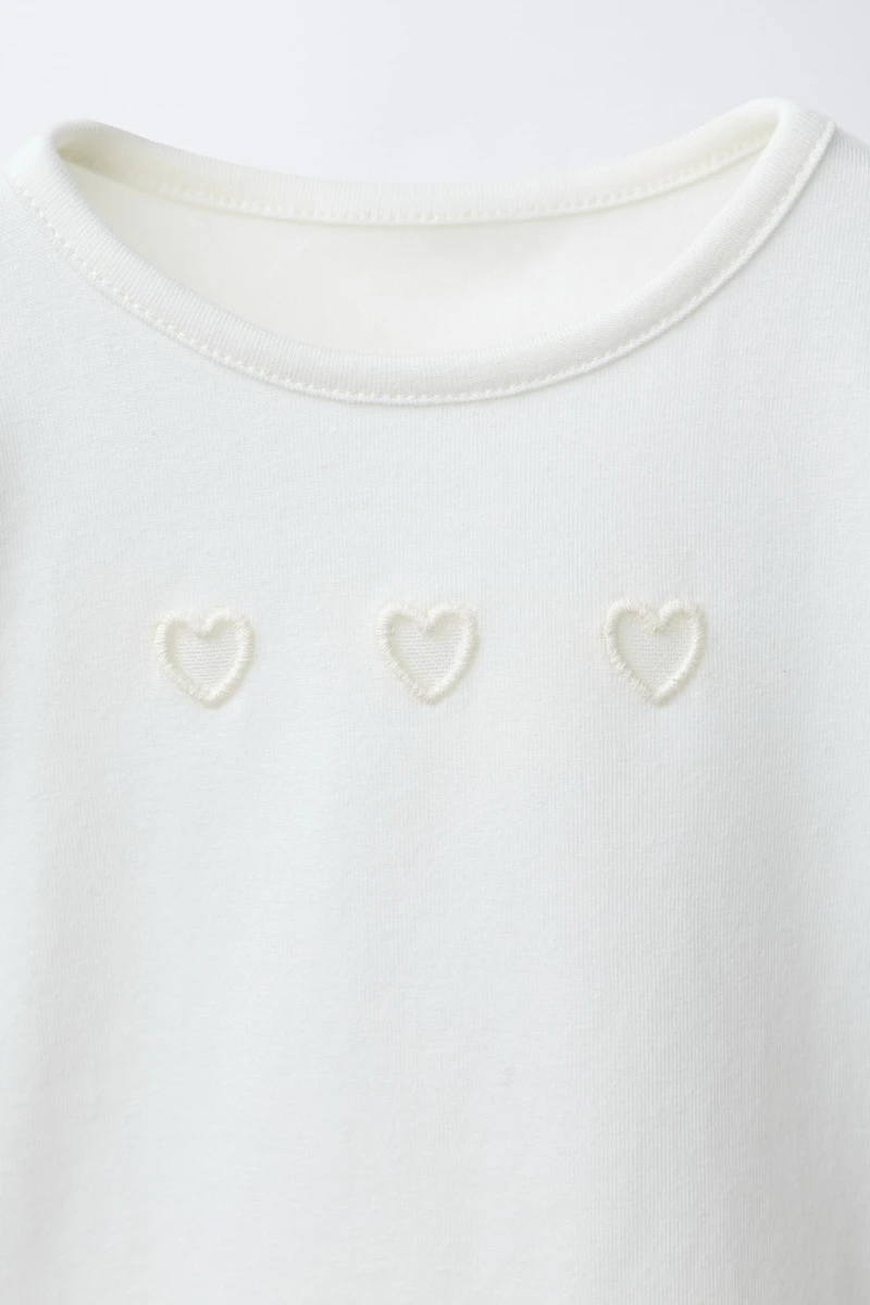 HEART CUT OUT T-SHIRT