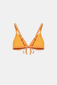 HAUT DE BIKINI À FLEURS BRODÉES