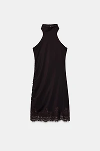 ROBE HALTER EN DENTELLE