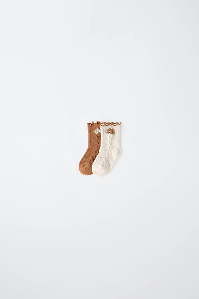 TWO-PACK OF FLORAL AND SCALLOPED TRIM SOCKS