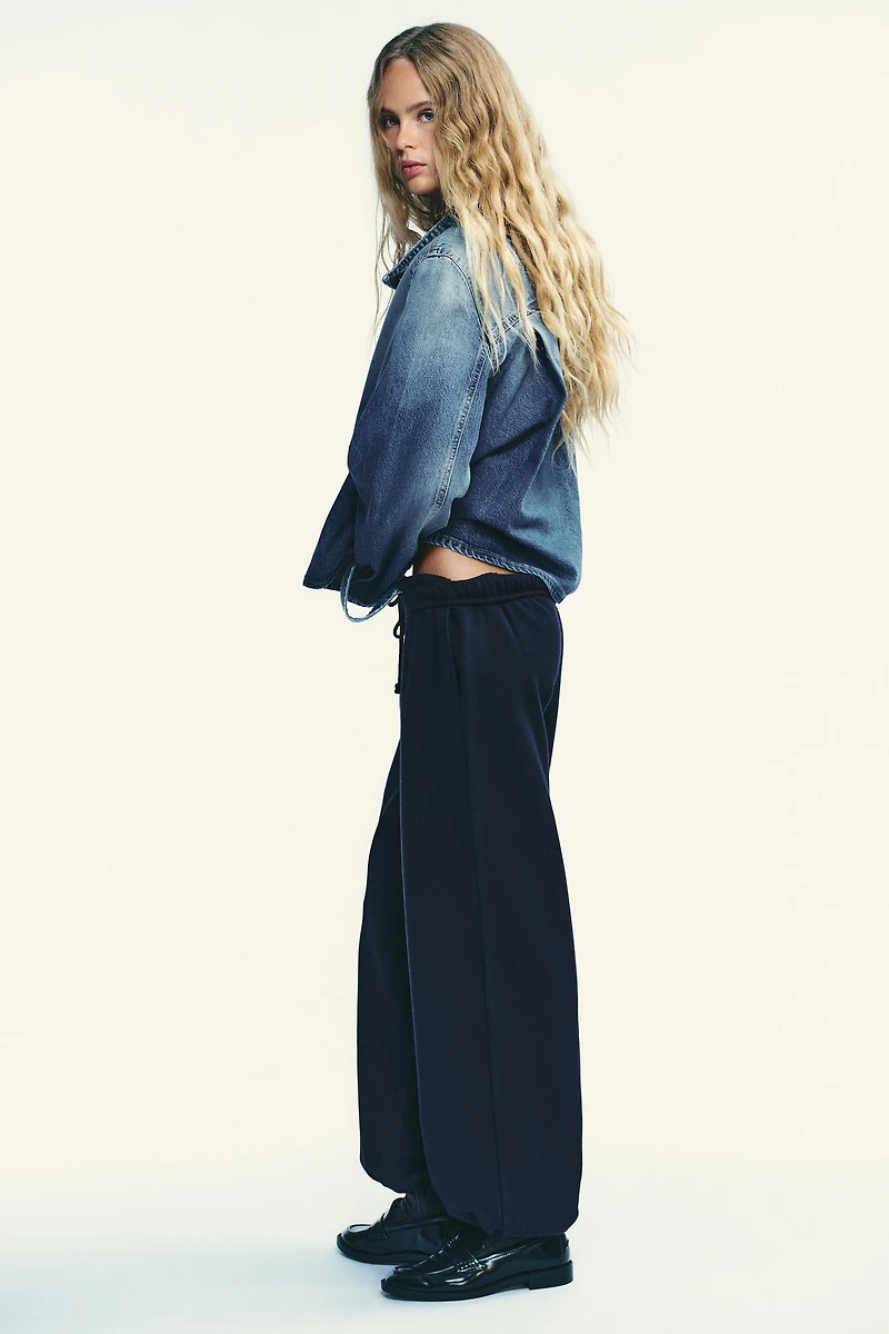 PLUSH BASIC STRAIGHT PANTS