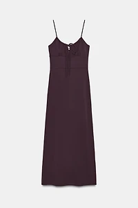 ROBE FLUIDE MI-LONGUE À BRETELLES