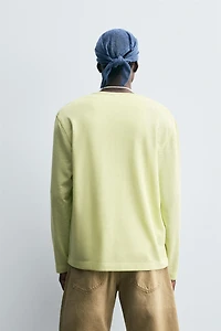 T-SHIRT LÉGER COL BOUTONNÉ