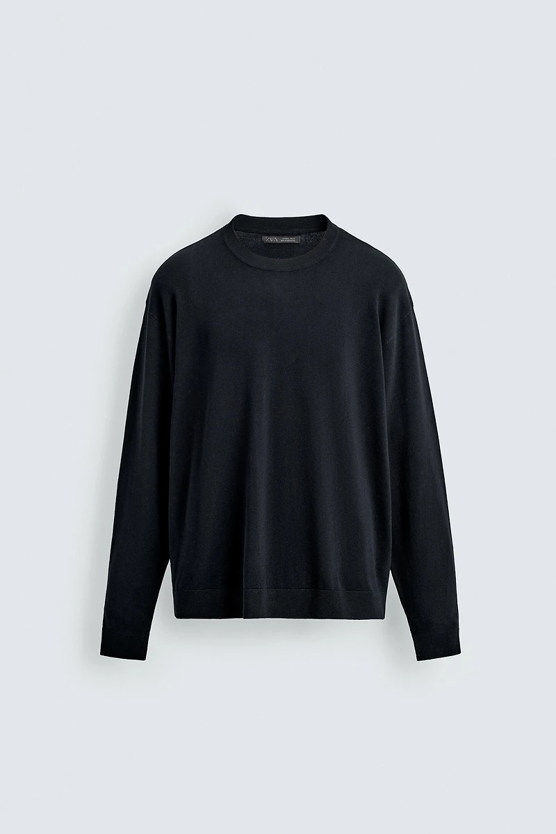 REGULAR FIT TEXTURED KNIT SWEATER