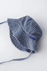 STRIPED TWILL BUCKET HAT