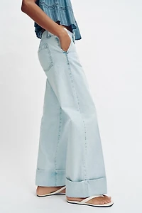 Z1975 LOW RISE STRAIGHT CUFFED JEANS