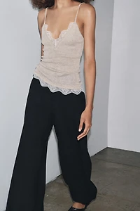 LACE STRAPPY TOP
