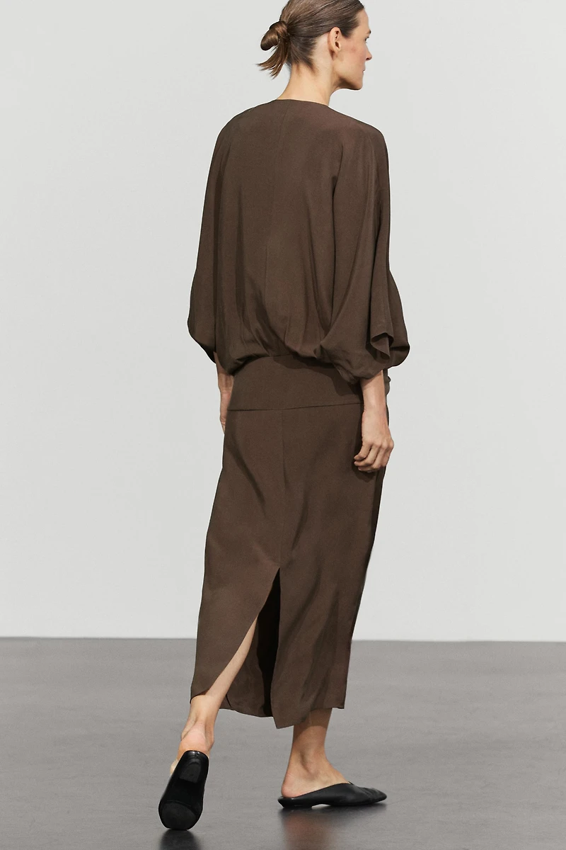 Fluid midi dress with gathered sash