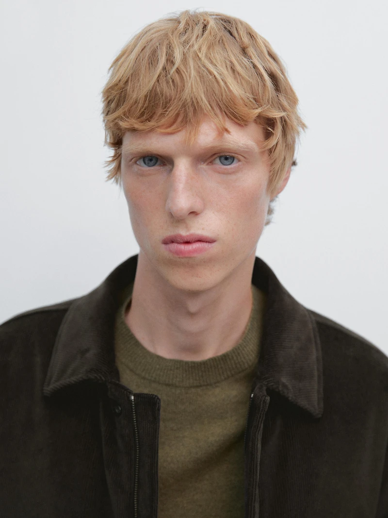 Corduroy jacket with pockets