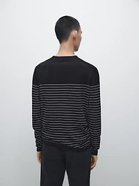 Pull col rond rayures