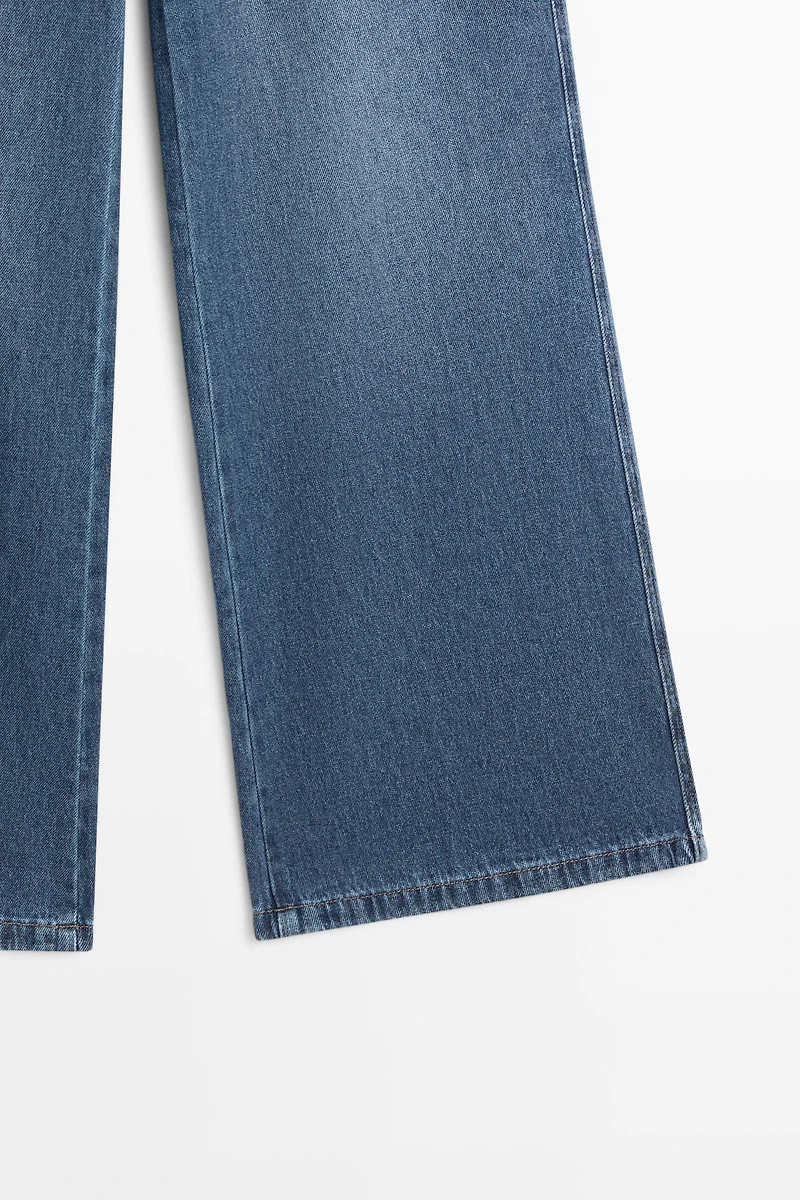 Mid-waist wide-leg jeans
