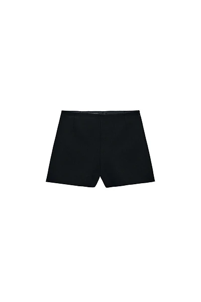 HIGH-WAISTED POLKA DOT SHORTS