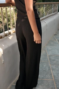 TEXTURED STRAIGHT LEG PANTS