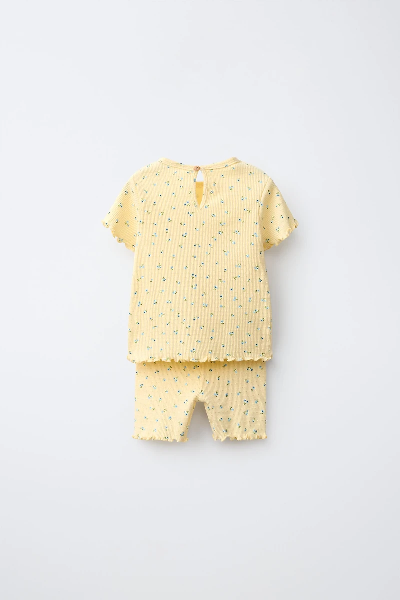 RIBBED FLORAL T-SHIRT AND BIKER SHORTS SET