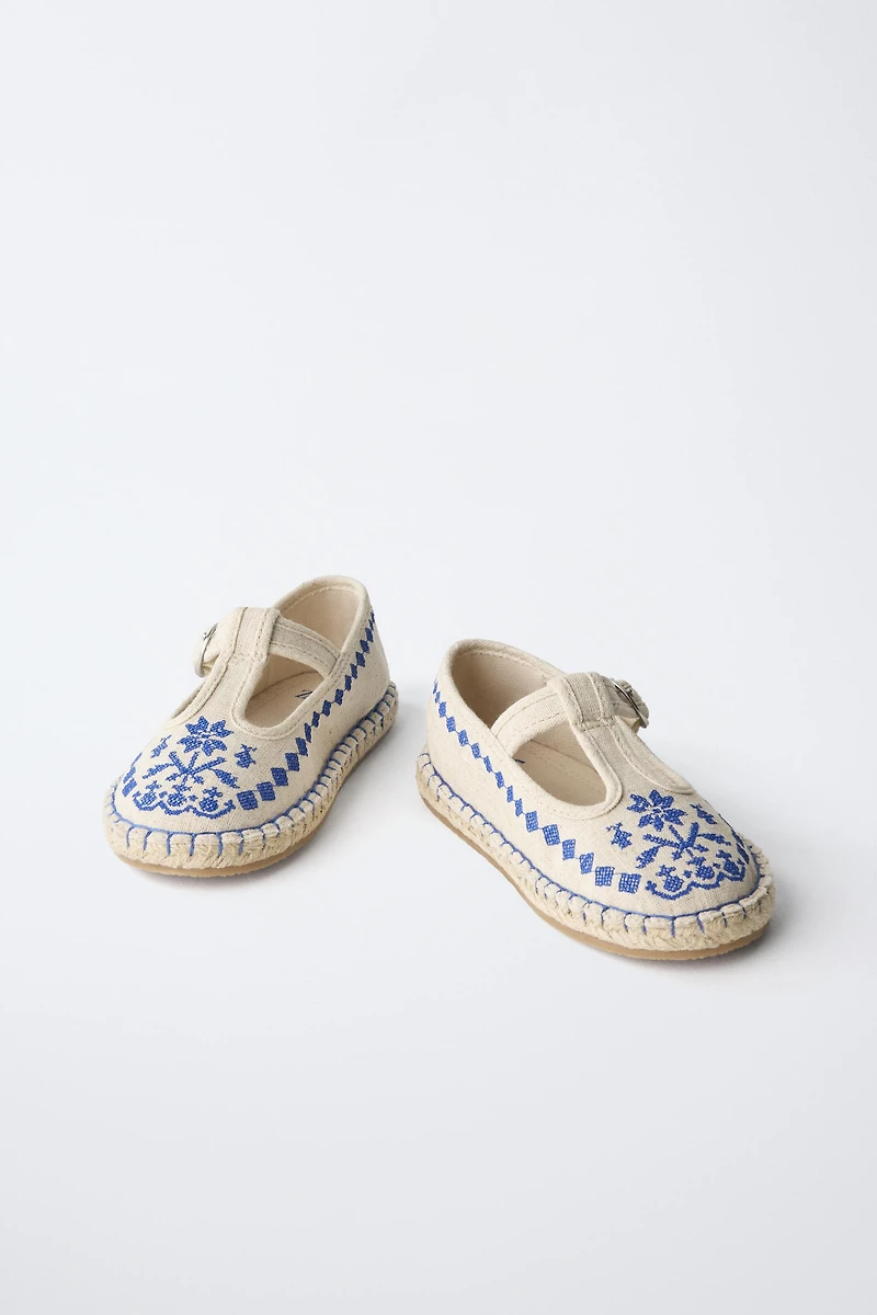 EMBROIDERED ESPADRILLES