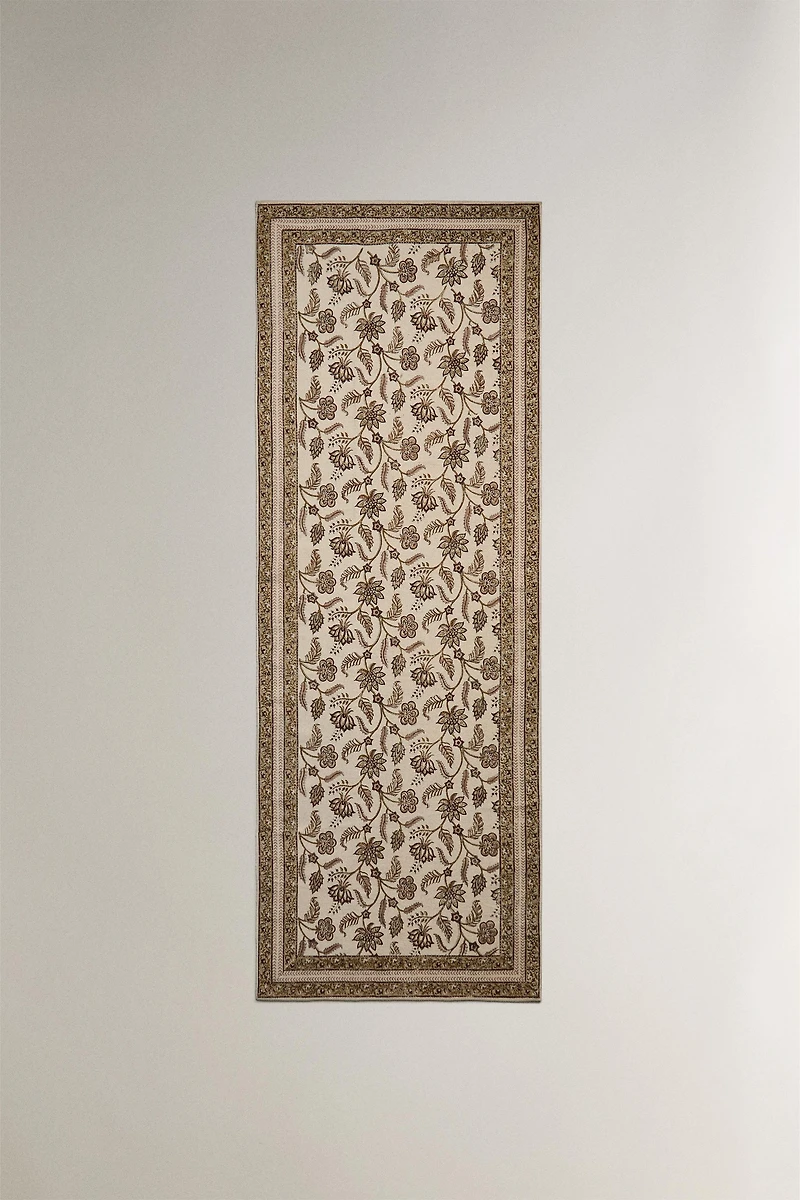 FLORAL PRINT AREA RUG
