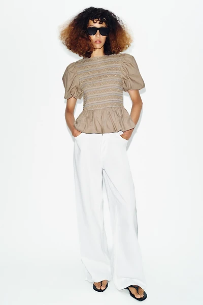 EMBROIDERED SMOCKED BALLOON TOP