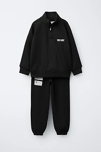 ZIP-UP SWEATSHIRT AND JOGGER PANTS WITH LABELS SET