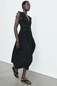 ROBE EN DENTELLE ZW COLLECTION