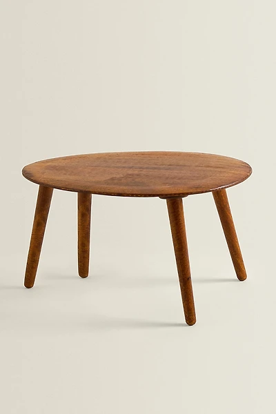 BEVELED WOODEN COFFEE TABLE