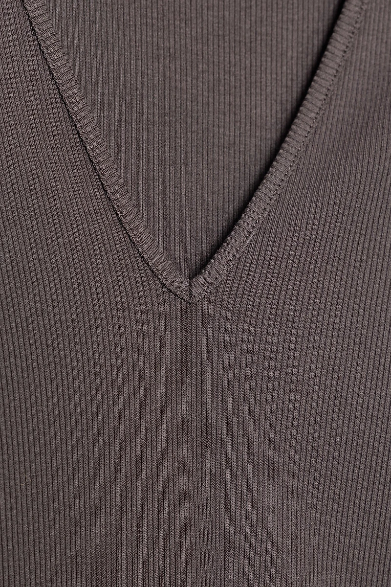 LONG SLEEVE RIBBED TOP