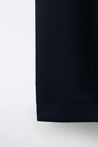 LEGGING CÔTELÉ À ÉTIQUETTE