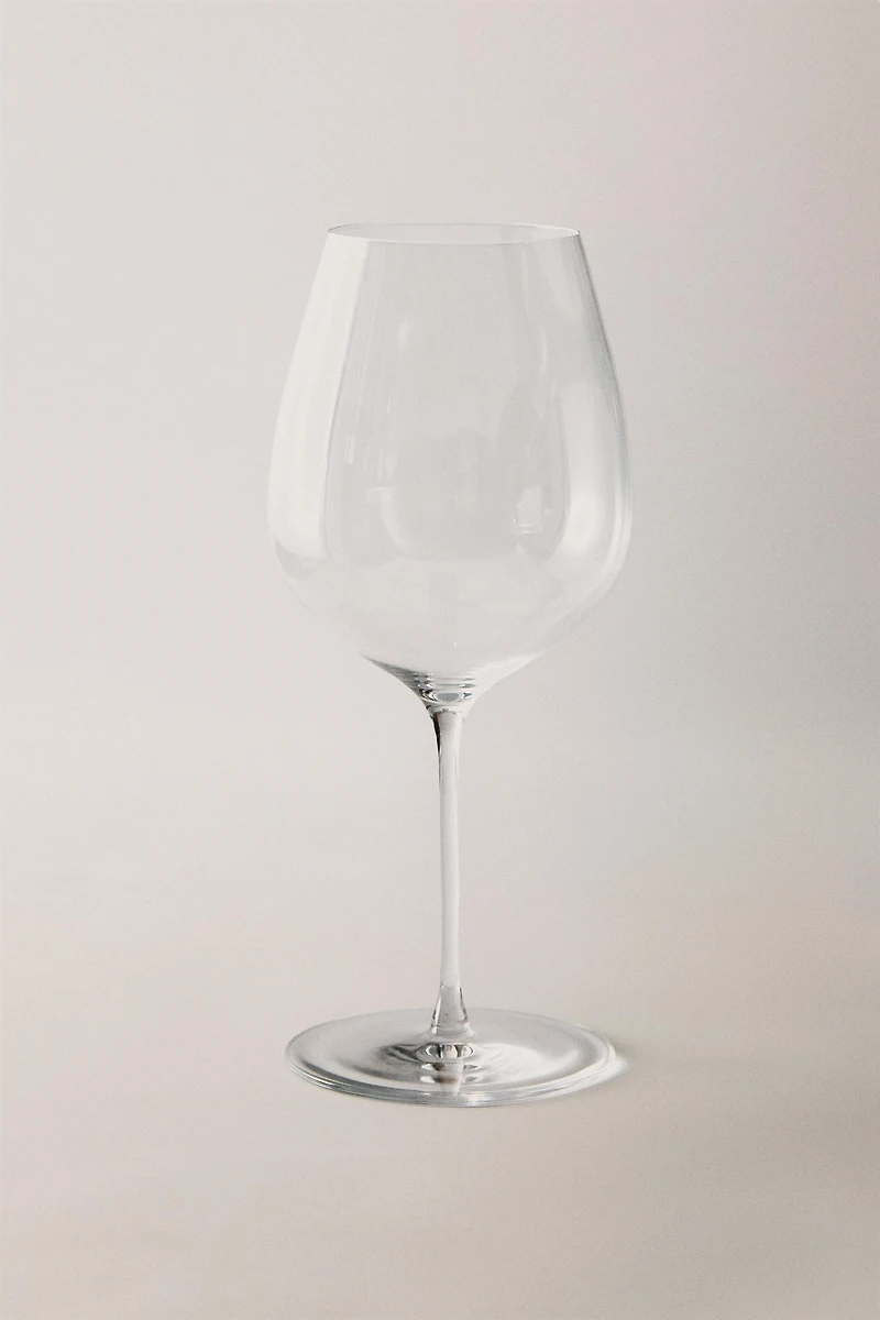 ULTRALIGHT CRYSTALLINE GLASS