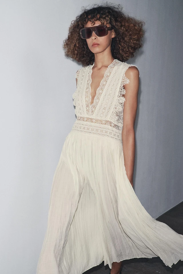 chinese dress ladies Illusion Open Back Lace Bridal Slip Dress main image 0