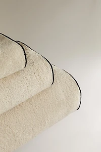 SERVIETTE DE BAIN COTON OVERLOCK