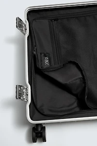TRAVEL SUITCASE