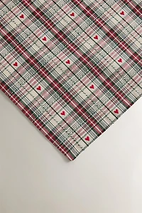 DYED THREAD CHRISTMAS HEART TABLE RUNNER