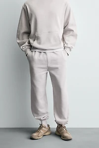 BASIC JOGGER PANTS
