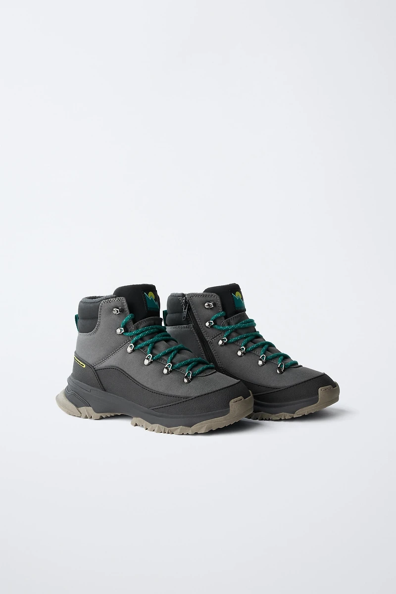 WATER REPELLENT HIKING BOOTS