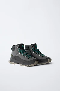 WATER REPELLENT HIKING BOOTS