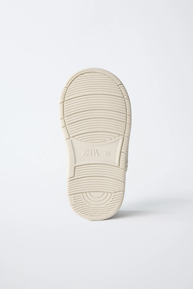 BAREFOOT LEATHER SNEAKERS