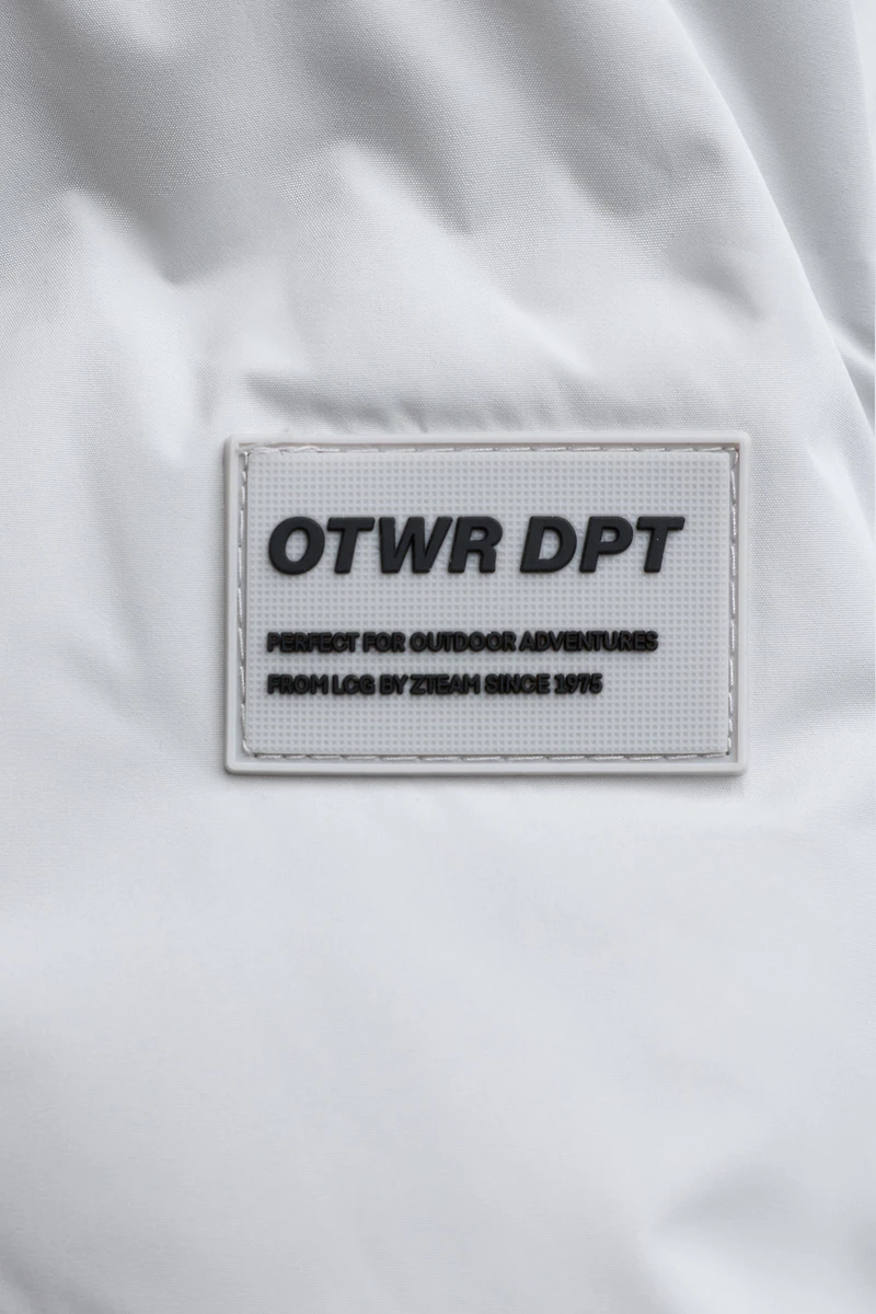 WATER REPELLENT PUFFER COAT WITH LABEL