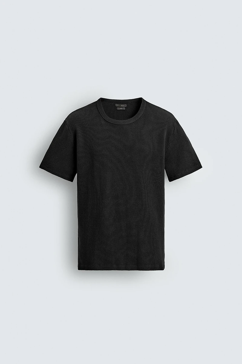 SLIM FIT TEXTURED KNIT T-SHIRT