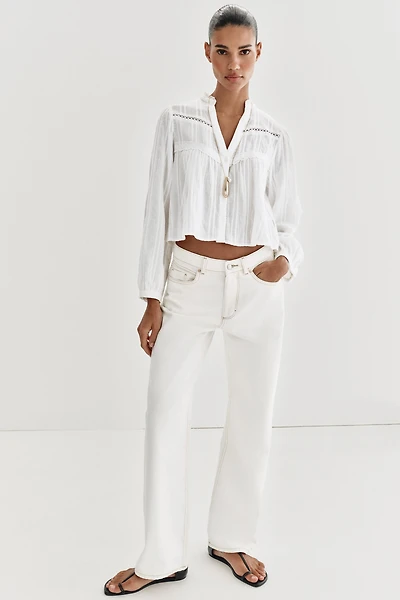 CHEMISE COURTE AVEC DENTELLE