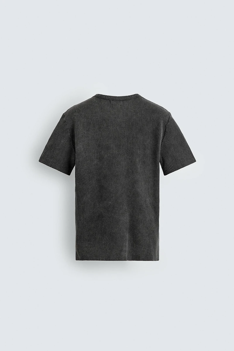 SLIM FIT TEXTURED KNIT T-SHIRT