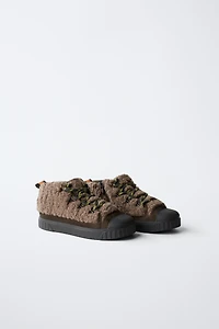 FLEECE HIGH-TOP SNEAKERS