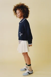 EMBROIDERED FLORAL PETER PAN COLLAR KNIT SWEATER