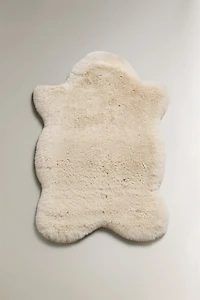 IRREGULAR FUZZY SMALL AREA RUG