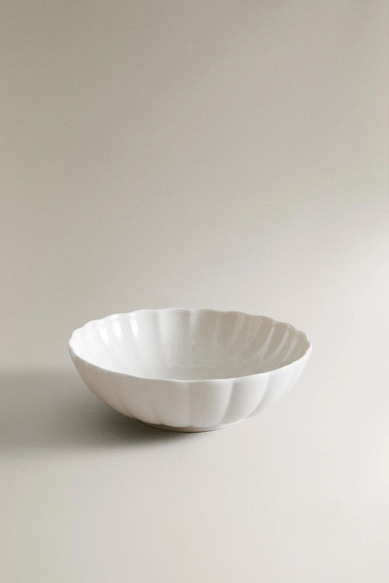SCALLOPED PORCELAIN BOWL