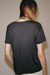 COTTON POCKET T-SHIRT