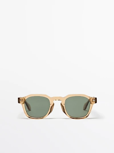 Lunettes de soleil géométriques