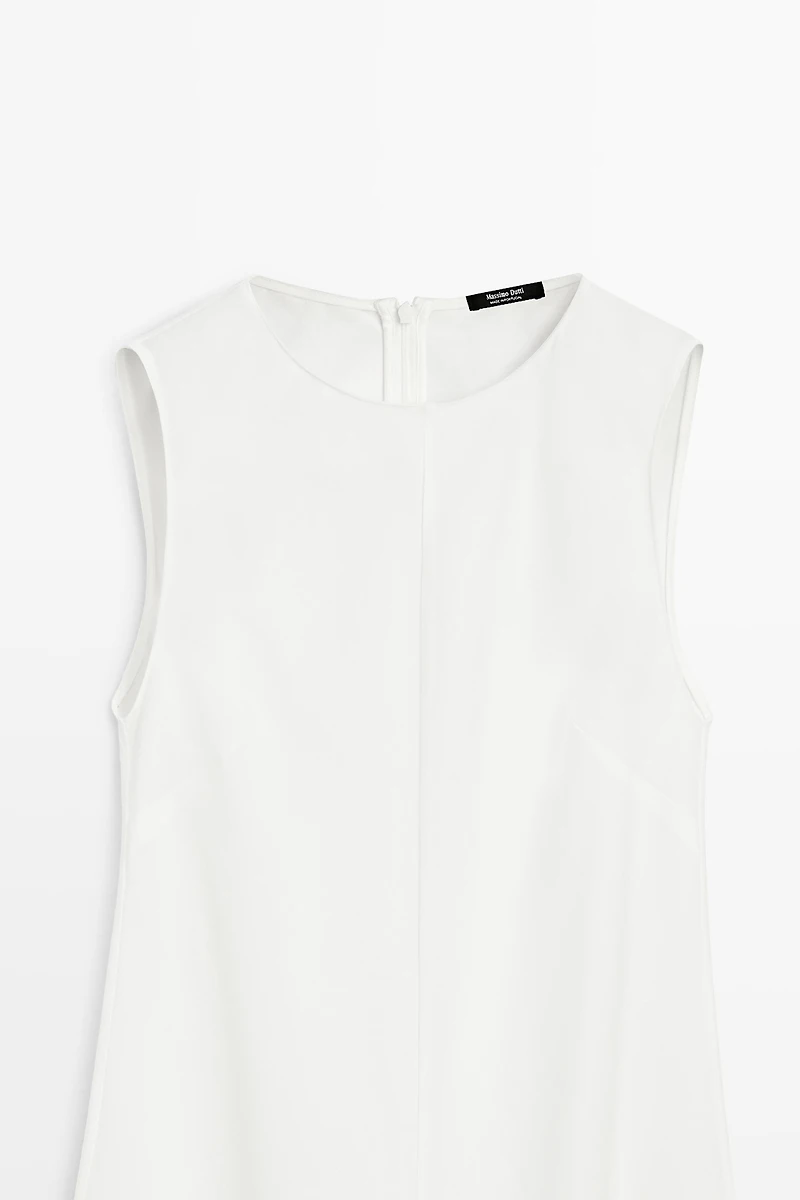 Flowing linen midi dress