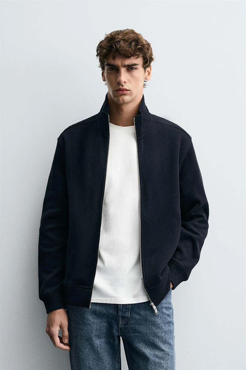 VESTE CÔTELÉE ZIPPÉE
