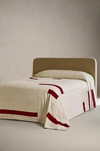 QUILTED CHRISTMAS MULTI-PURPOSE THROW